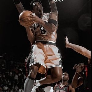 Meet your Posher, Dee